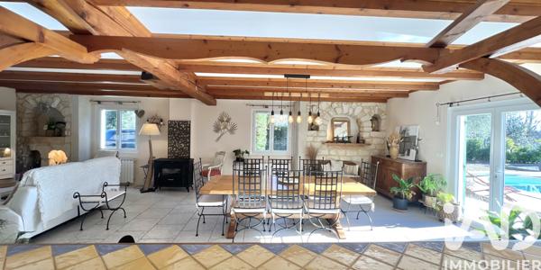 Maison à vendre 6 pièces 156 m² Saint-Marcel-d'Ardèche