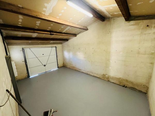 Maison Saint Mitre Les Remparts 4 pièces 113 m2