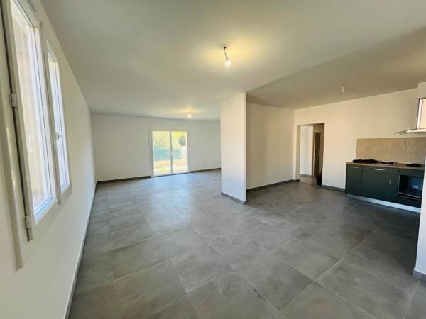 Maison Saint Mitre Les Remparts 4 pièces 113 m2