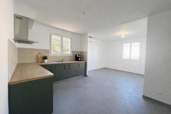 Maison Saint Mitre Les Remparts 4 pièces 113 m2