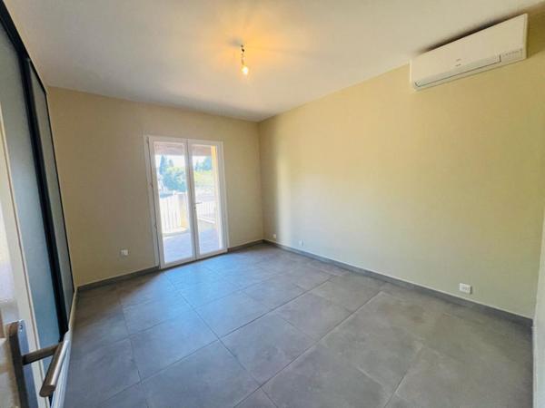 Maison Saint Mitre Les Remparts 4 pièces 113 m2