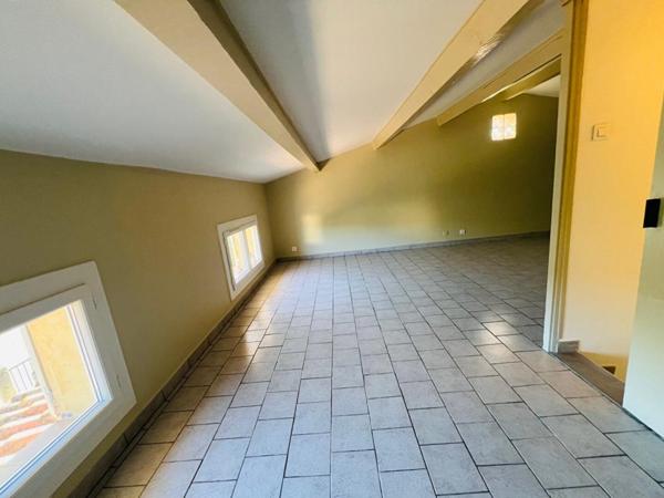 Maison Saint Mitre Les Remparts 4 pièces 113 m2