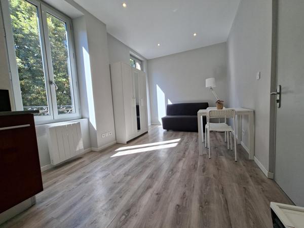STUDIO MEUBLE CHAMALIERES AV DE LA GARE - Clermont-Province STUDIO MEUBLE CHAMALIERES AV DE LA GARE