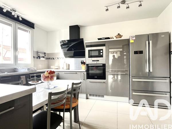 Maison à vendre 6 pièces 190 m² Ormesson-sur-Marne