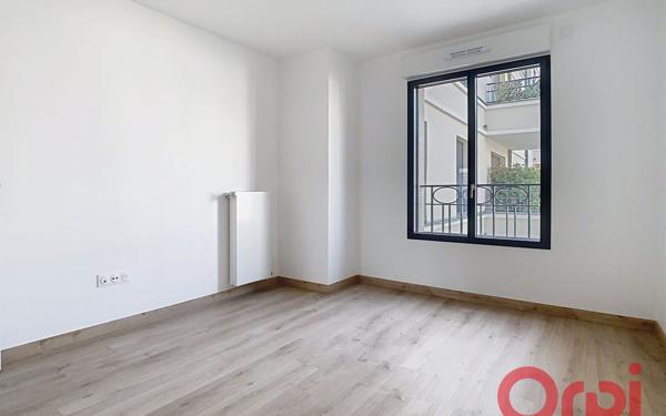 Appartement à louer    3 pièces • 65,30 m2 Clamart