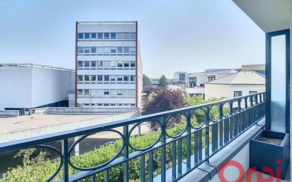 Appartement à louer    3 pièces • 65,30 m2 Clamart
