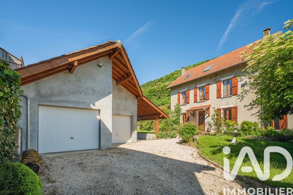 Maison à vendre 8 pièces 171 m² Saint-Martin-d'Uriage