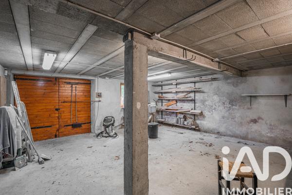 Maison à vendre 8 pièces 171 m² Saint-Martin-d'Uriage