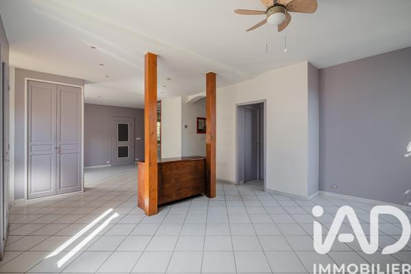 Maison à vendre 8 pièces 171 m² Saint-Martin-d'Uriage