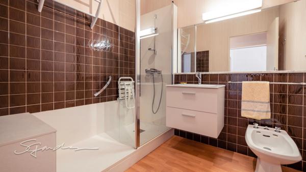 Dpt Pyrénées Atlantiques (64), à vendre PAU appartement T2