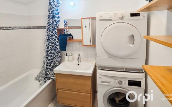 Appartement à vendre    3 pièces • 59,81 m2 Cergy