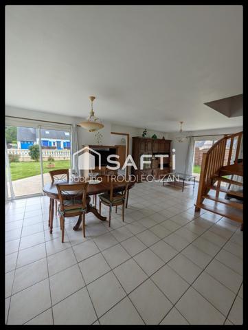 Maison de plain pied -102M²--4 chambres -Garage-Jardin-Potager-