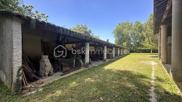 Corps de ferme de 240,96 m²