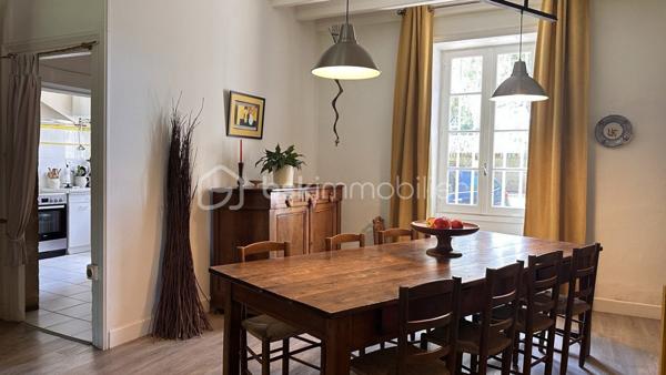 Corps de ferme de 240,96 m²