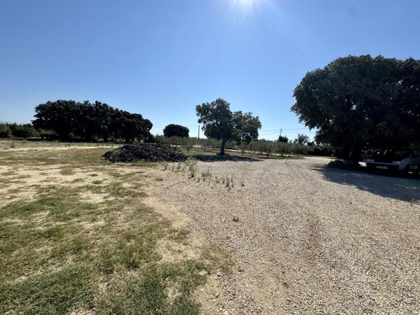 Charmante propriété en pleine nature, proche sainte-Cécile les vignes