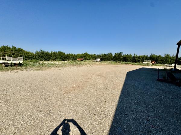 Charmante propriété en pleine nature, proche sainte-Cécile les vignes