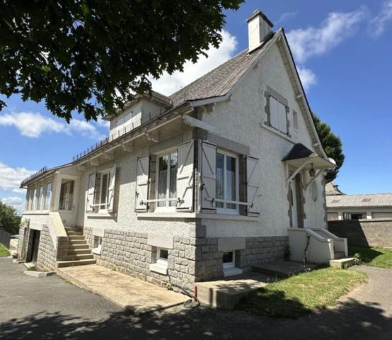Maison à vendre 7 pièces ()