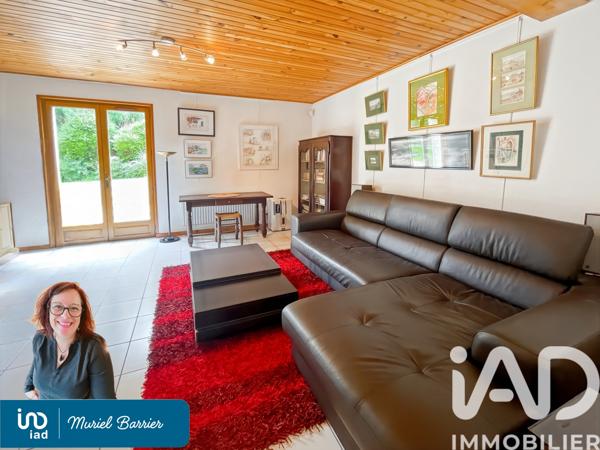 Maison à vendre 8 pièces 208 m² Saint-Genest-Lerpt