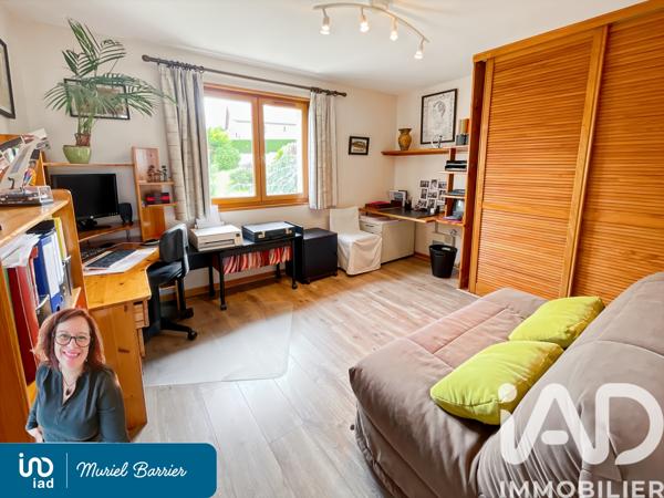 Maison à vendre 8 pièces 208 m² Saint-Genest-Lerpt