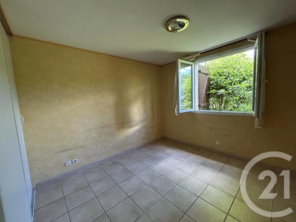 Maison à vendre  3 pièces - 75 m 2   GIGNAC  - 34