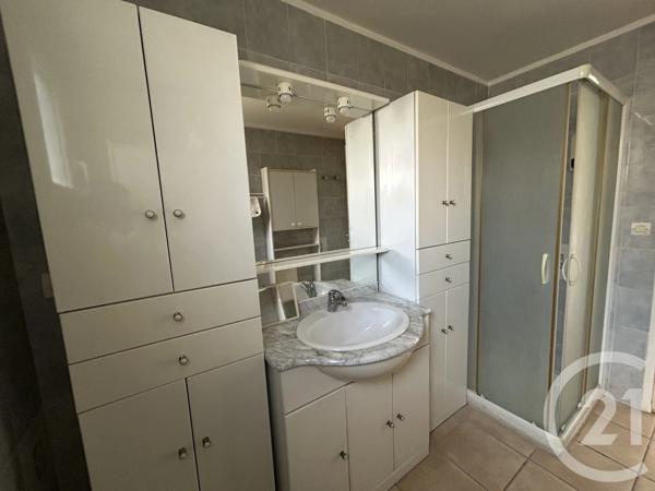 Maison à vendre  3 pièces - 75 m 2   GIGNAC  - 34