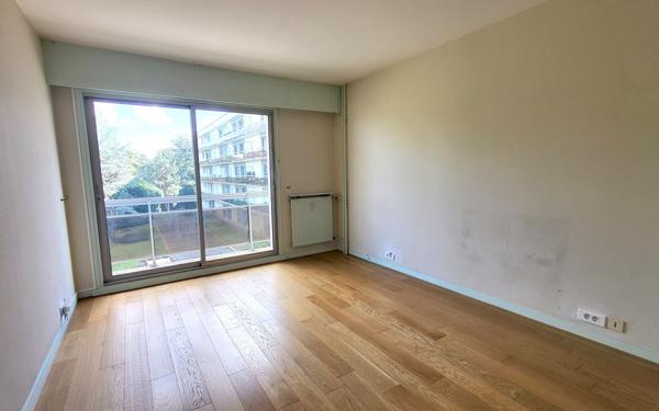 Appartement à vendre    3 pièces •  Compiègne