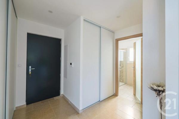 Appartement F3 à vendre  3 pièces - 61 m 2   BRANDO  - 202