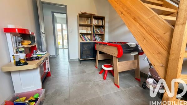 Maison à vendre 10 pièces 163 m² Saint-Galmier