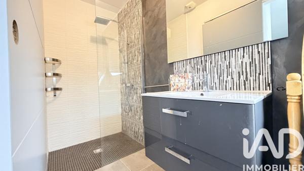 Maison à vendre 10 pièces 163 m² Saint-Galmier