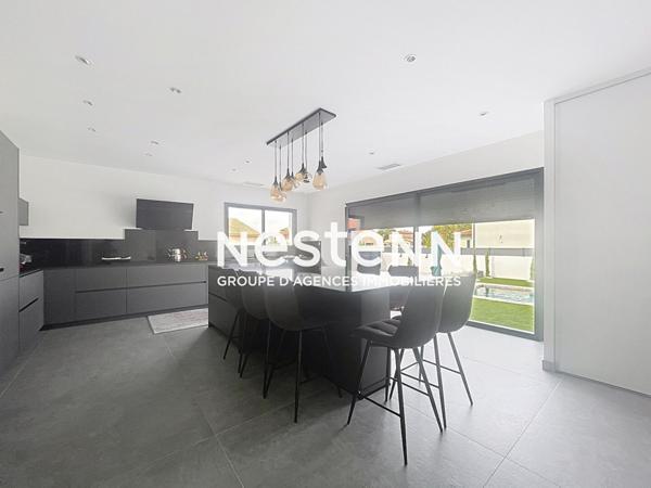 Villa contemporaine de 191 m² , vue Canigou, 4 faces, garage, piscine Bali et finitions haut de gamme