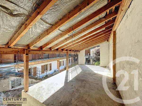 Appartement à vendre  4 pièces - 75 m 2   BAGNERES DE LUCHON  - 31