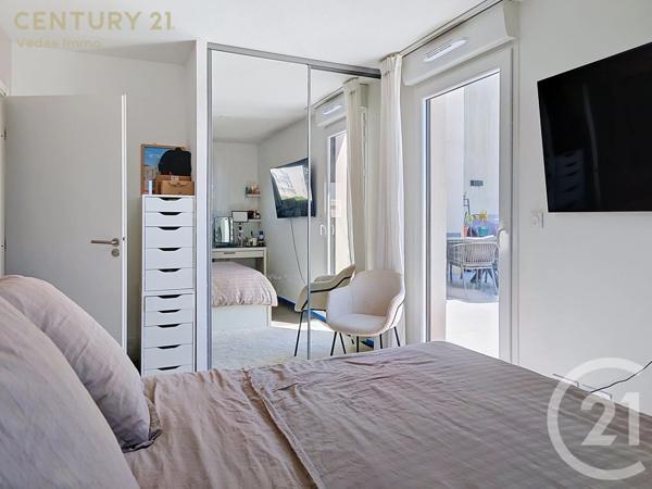 Appartement F3 à vendre  3 pièces - 67,95 m 2   ST JEAN DE VEDAS  - 34