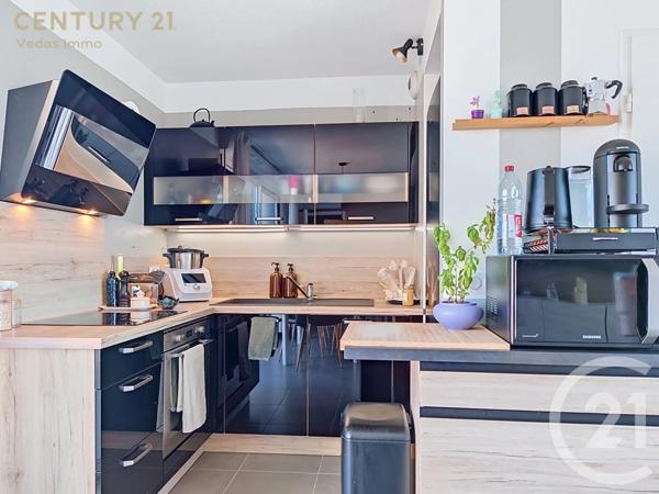 Appartement F3 à vendre  3 pièces - 67,95 m 2   ST JEAN DE VEDAS  - 34