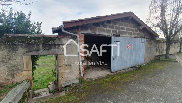 Terrain constructible de 785 m² avec garage