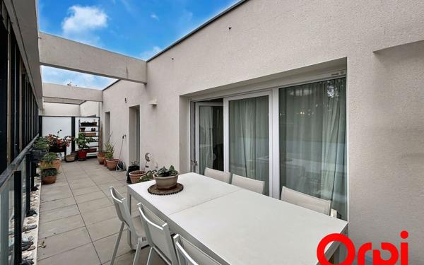 Appartement à vendre    5 pièces • 106,45 m2 Castelnau-le-Lez