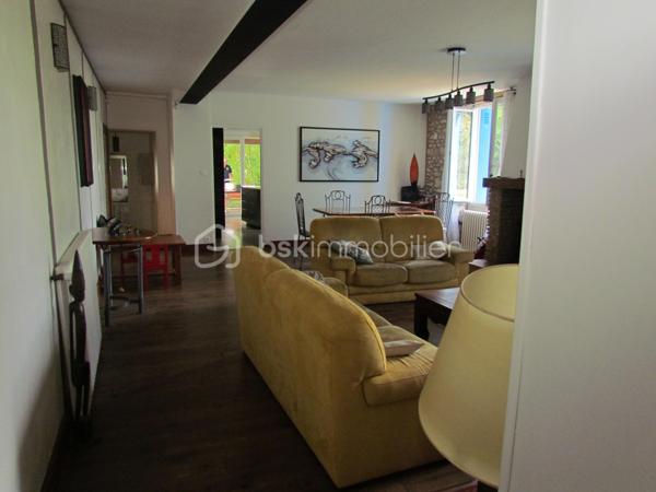 Maison ancienne de 223 m²