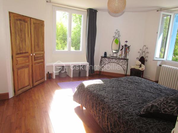 Maison ancienne de 223 m²