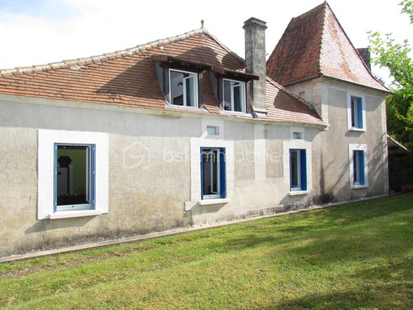 Maison ancienne de 223 m²