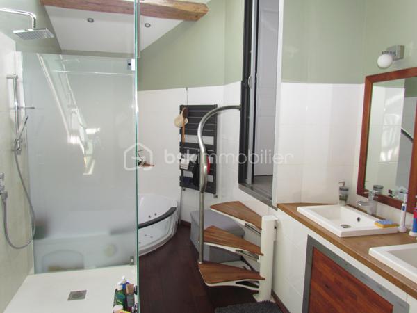 Maison ancienne de 223 m²