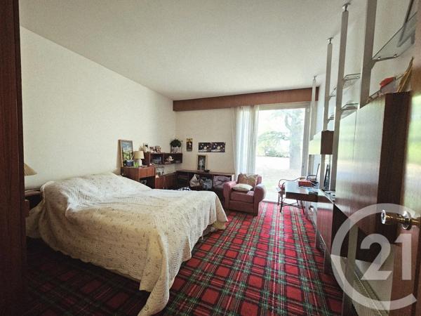 Maison à vendre  6 pièces - 266,41 m 2   GRAULHET  - 81