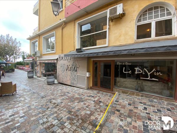 Commerce - Vendu - 90 m² - LE LAVANDOU | The Door Man