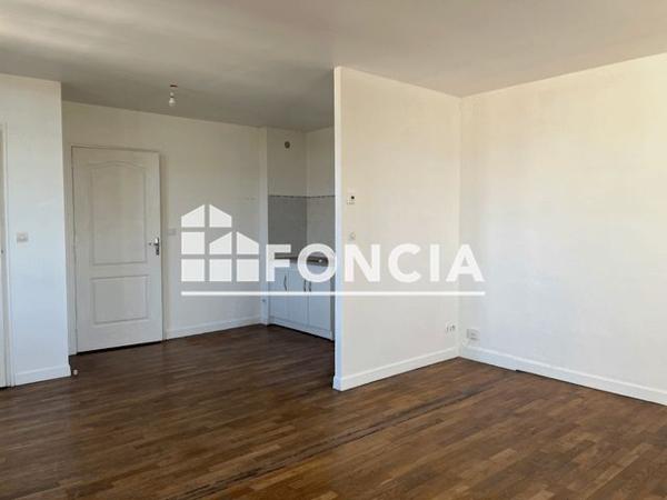 À vendre Appartement 2 pièces 66.45 m² - La Fère 02800