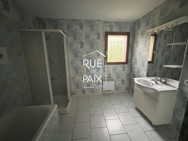 79600 LOUIN Maison Louin 4 pièces 111 m2