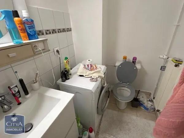 Appartement à louer 1 pièce 38.74m² Saint-Étienne (42000)