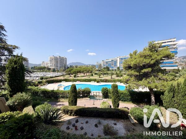 Appartement à vendre 3 pièces 77 m² Mandelieu-la-Napoule