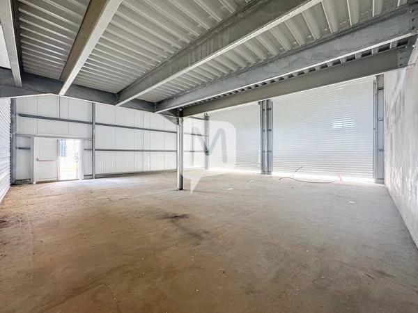 Dpt Guyane (973), à louer MACOURIA local commercial de 180,6 m²