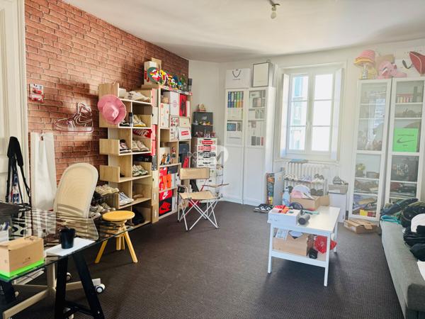 Maison - À vendre - 317 m² - LAVAL | The Door Man