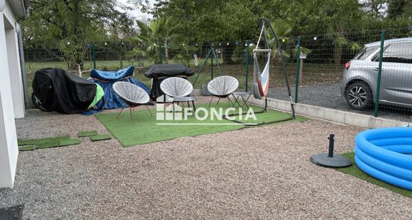 Location Appartement 4 pièces 78.31 m² - Nancras 17600