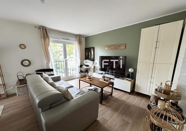 Appartement lumineux 3 pièces avec balcon – Immeuble récent – Parking – Proche écoles et transports