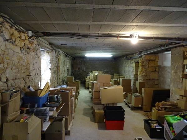 Immeuble Montignac Lascaux 13 pièce(s) 338 m2